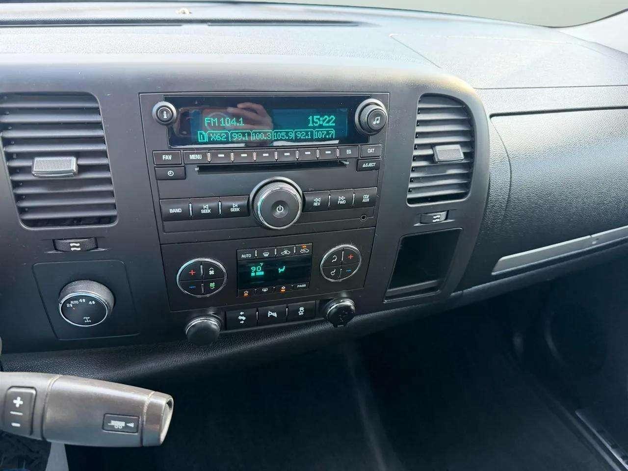 Chevrolet Silverado 1500 4WD Ext Cab 143.5" LT 2013