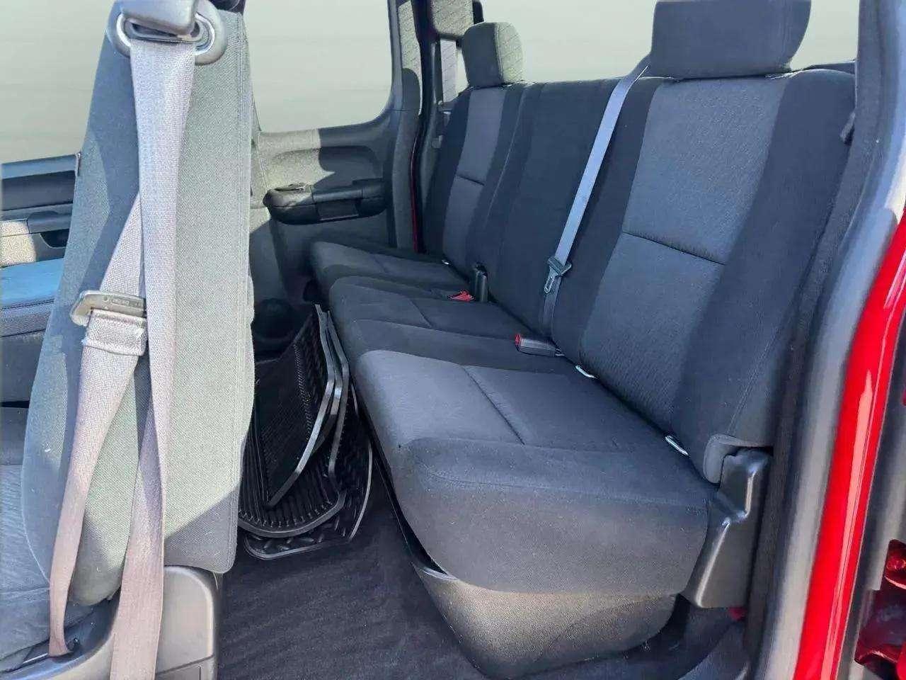 Chevrolet Silverado 1500 4WD Ext Cab 143.5" LT 2013