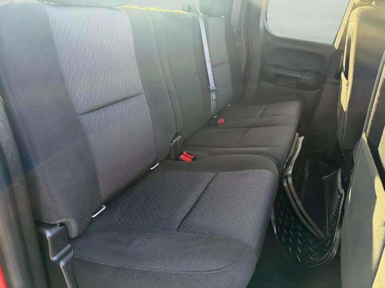 Chevrolet Silverado 1500 4WD Ext Cab 143.5" LT 2013