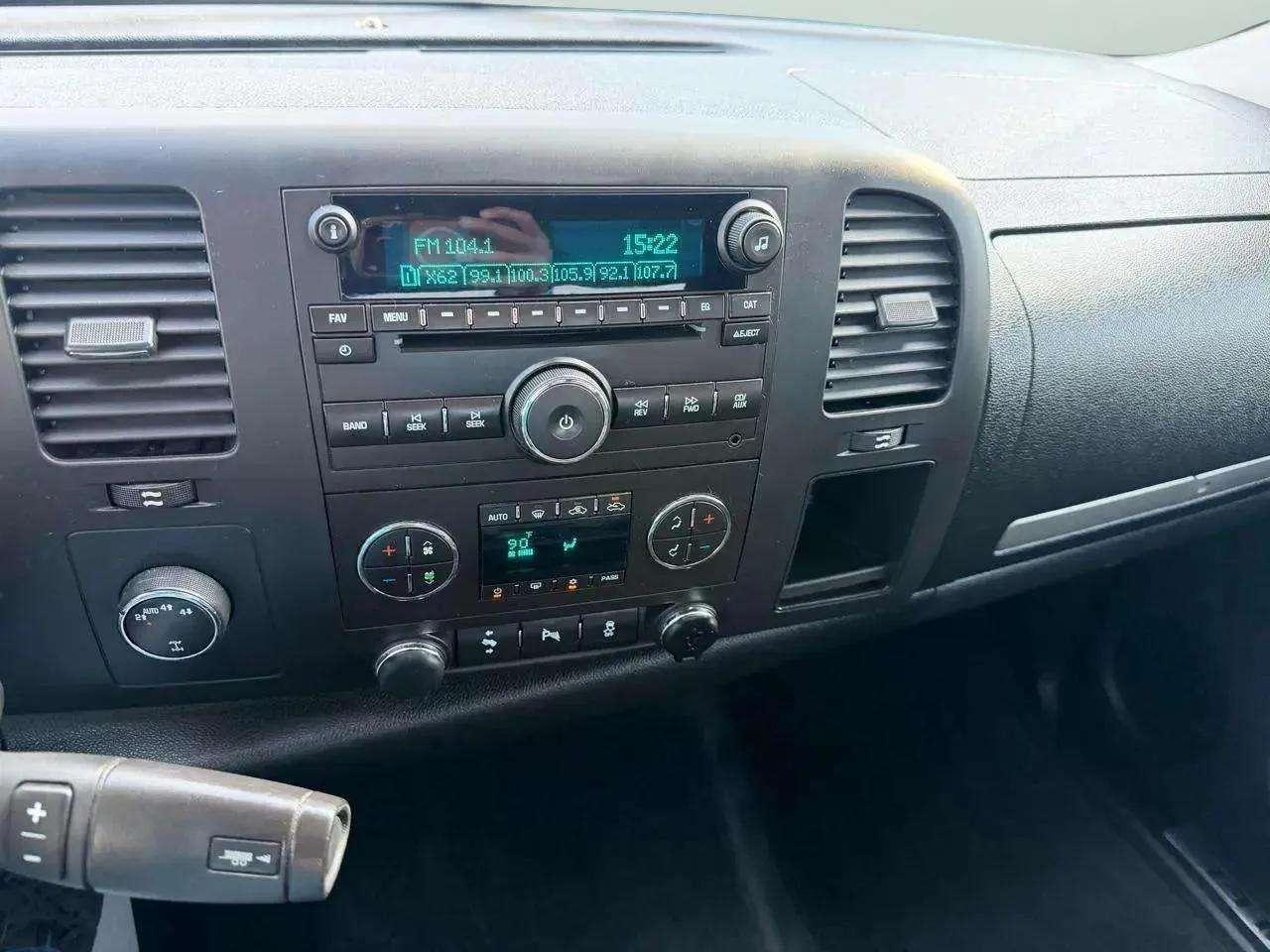 Chevrolet Silverado 1500 4WD Ext Cab 143.5" LT 2013