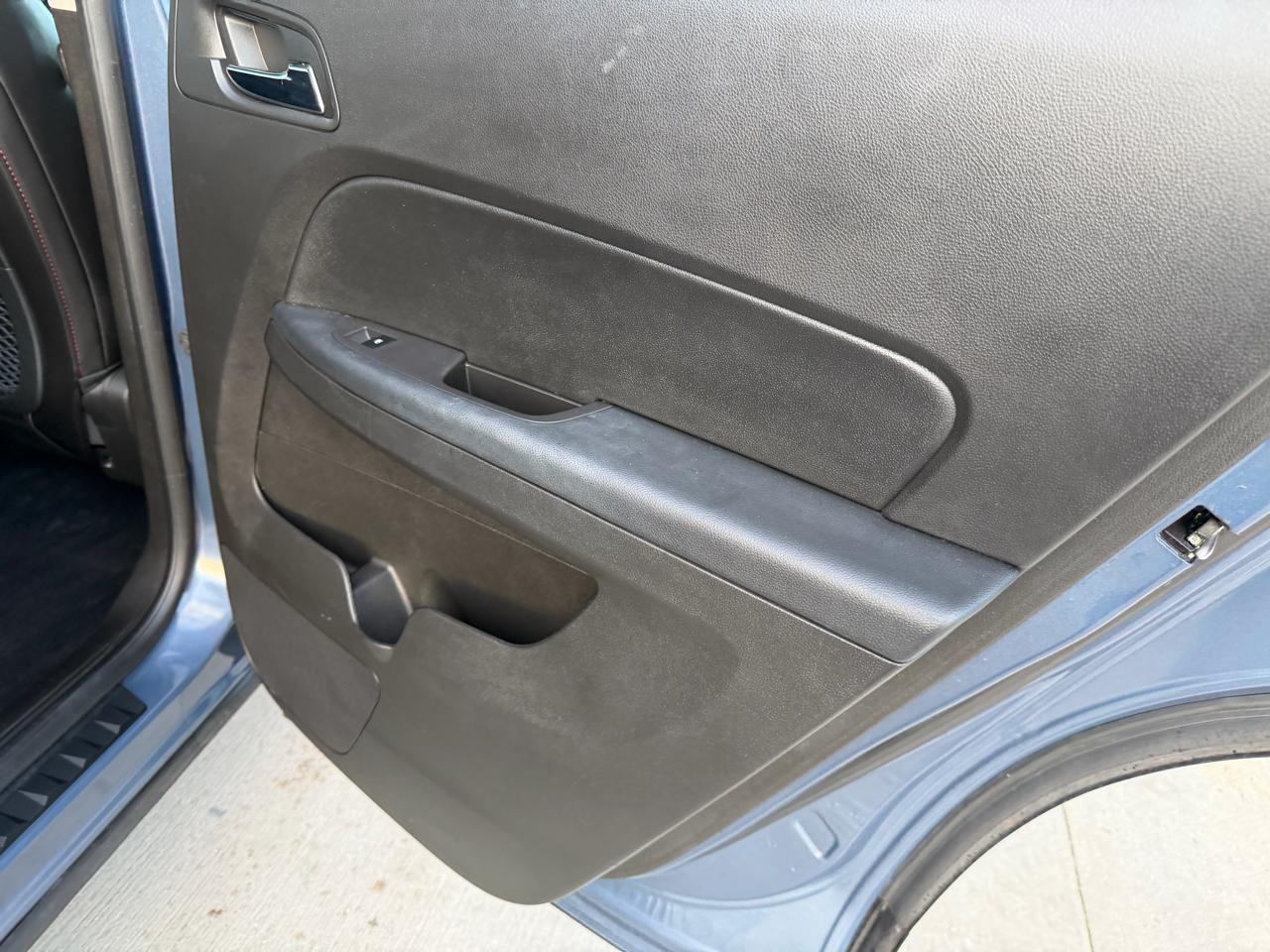 Chevrolet Equinox FWD 4dr LTZ 2011