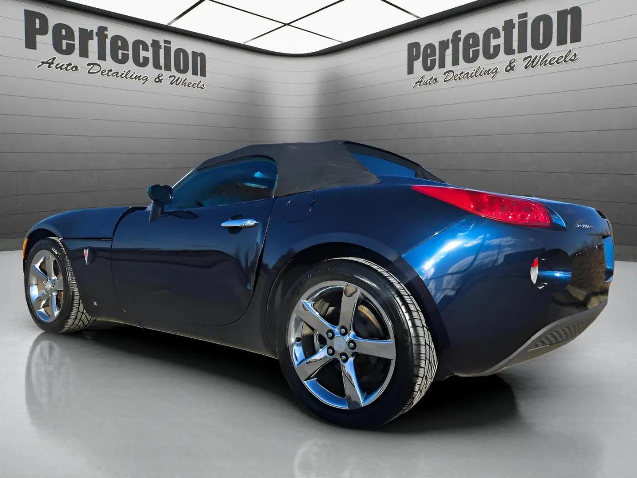 Pontiac Solstice 2dr Convertible 2006