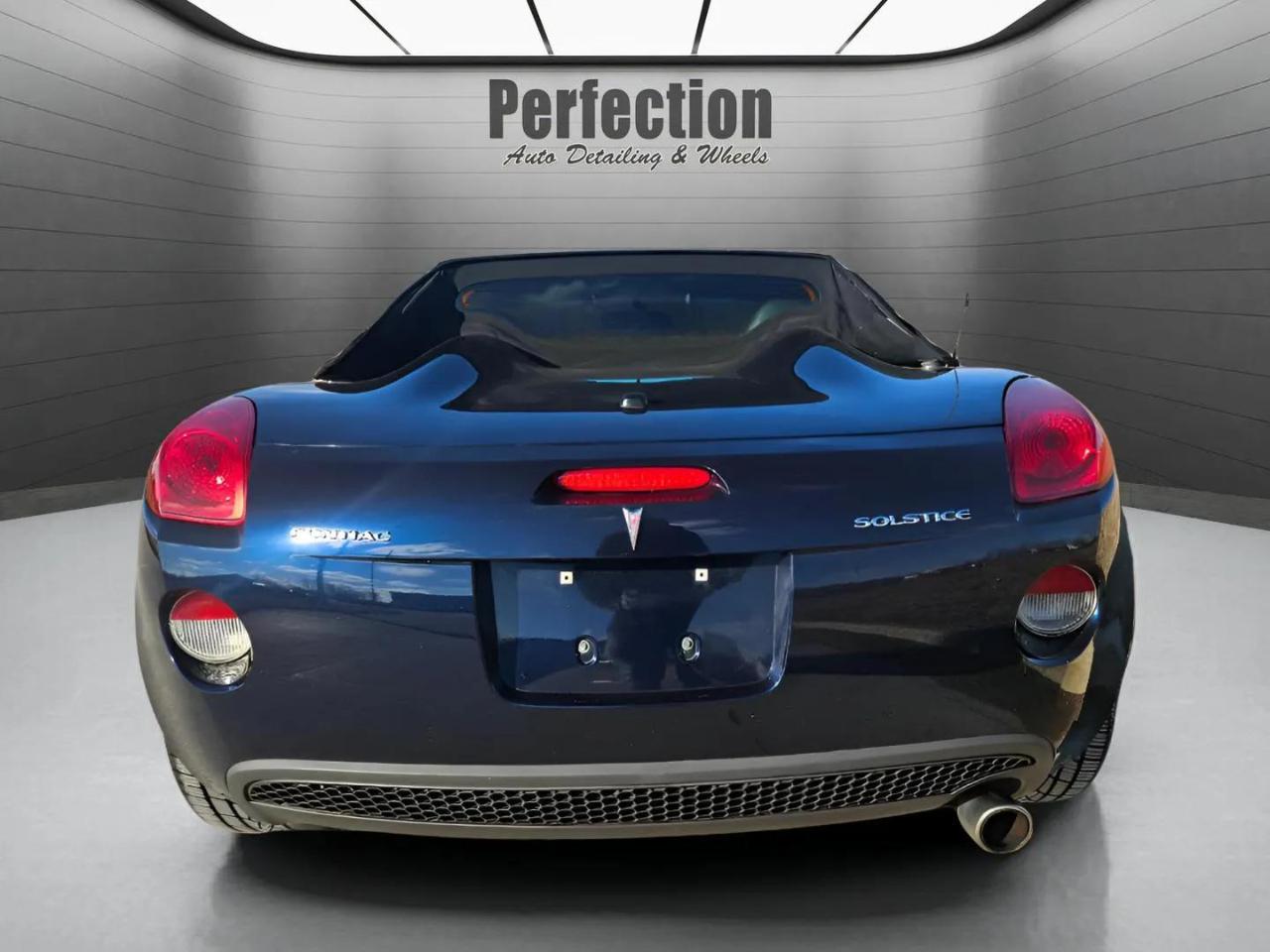 Pontiac Solstice 2dr Convertible 2006