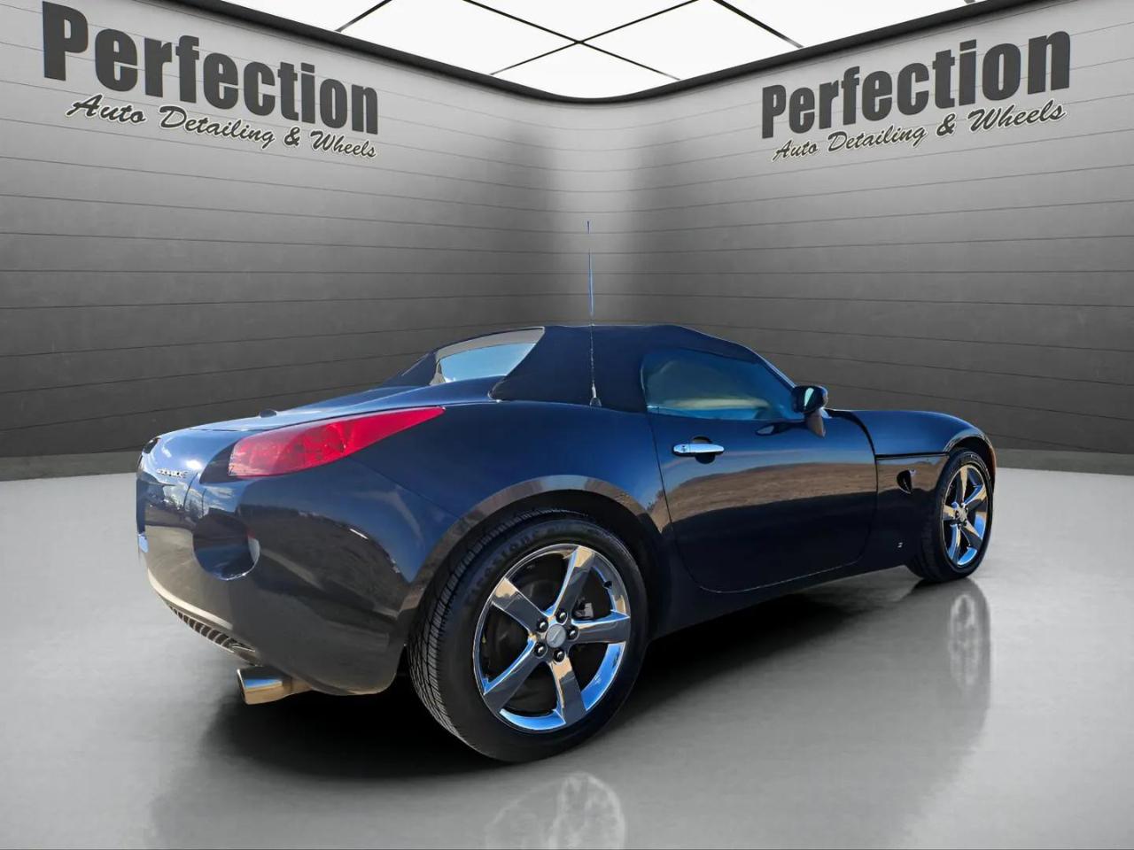 Pontiac Solstice 2dr Convertible 2006