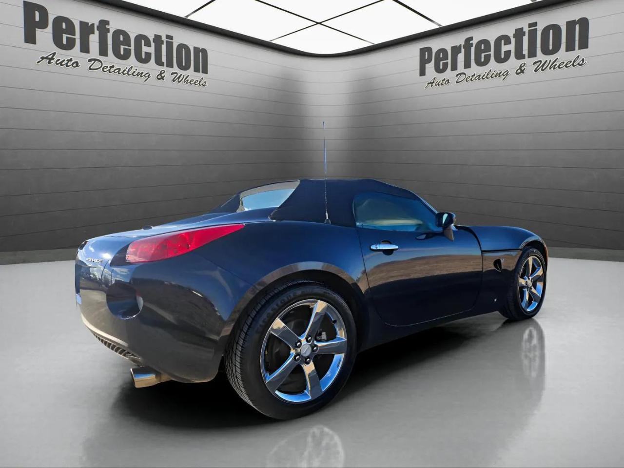 Pontiac Solstice 2dr Convertible 2006