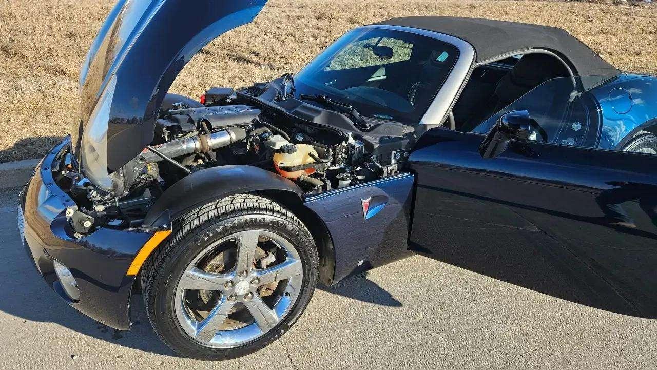 Pontiac Solstice 2dr Convertible 2006