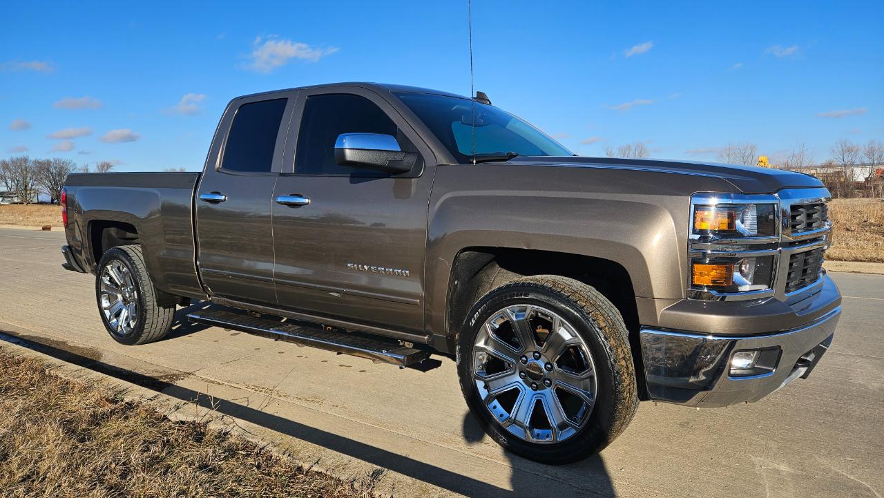 Chevrolet Silverado 1500 4WD Double Cab 143.5" LT w/2LT 2015