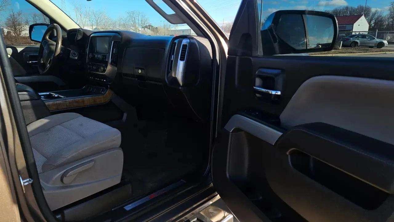 Chevrolet Silverado 1500 4WD Double Cab 143.5" LT w/2LT 2015