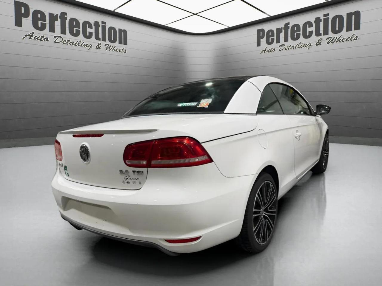 Volkswagen Eos 2dr Conv Komfort SULEV 2013