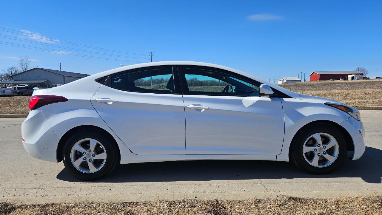 Hyundai Elantra 4dr Sdn Auto SE (Alabama Plant) 2015
