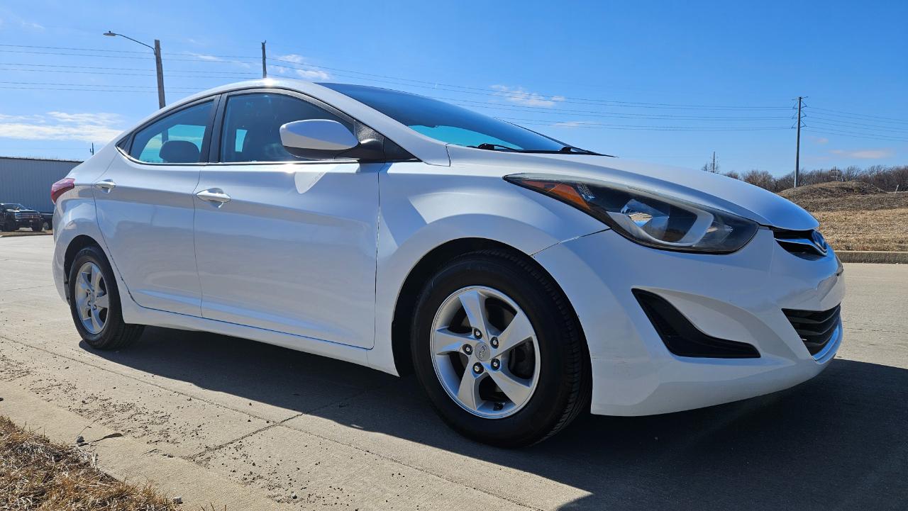 Hyundai Elantra 4dr Sdn Auto SE (Alabama Plant) 2015