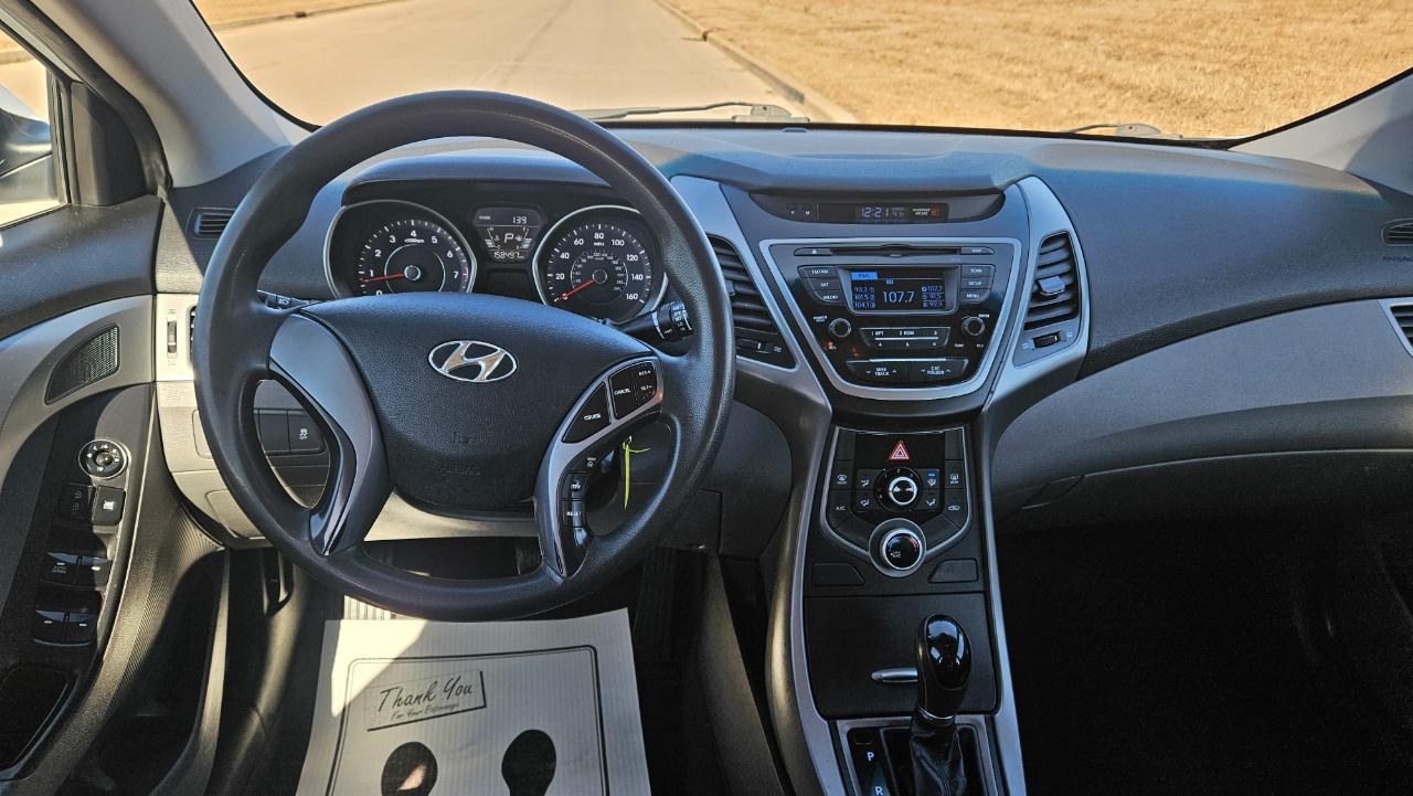 Hyundai Elantra 4dr Sdn Auto SE (Alabama Plant) 2015