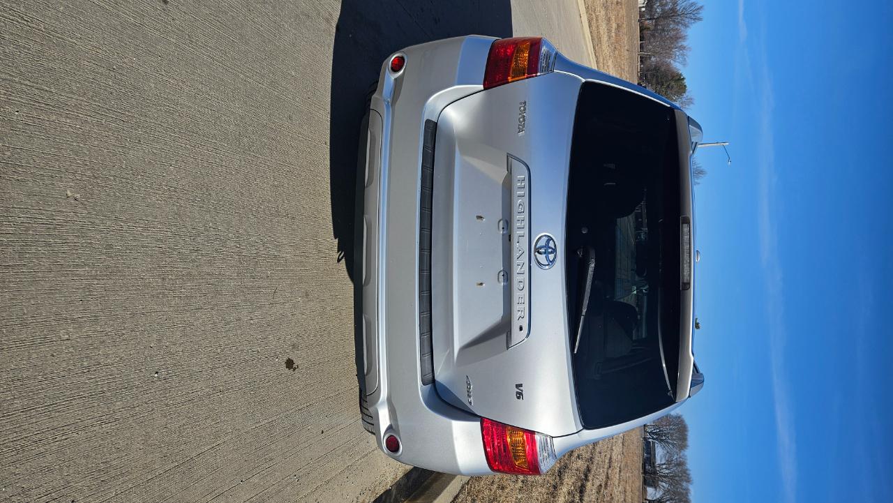 Toyota Highlander 4WD 4dr V6 Limited (Natl) 2009