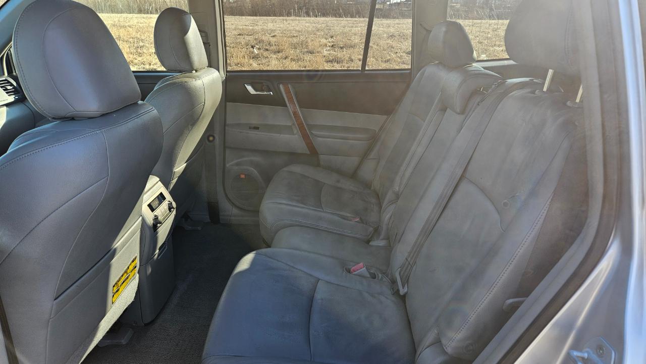 Toyota Highlander 4WD 4dr V6 Limited (Natl) 2009