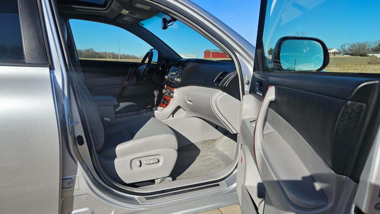 Toyota Highlander 4WD 4dr V6 Limited (Natl) 2009