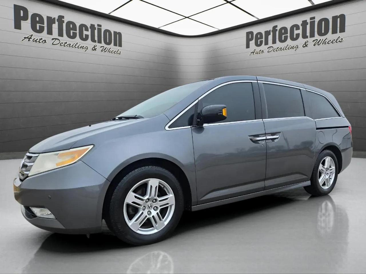 Honda Odyssey 5dr Touring 2011
