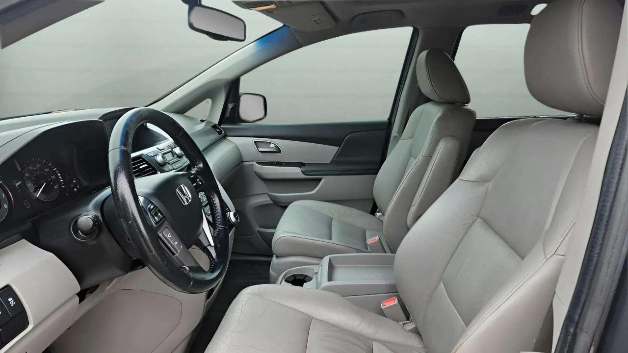 Honda Odyssey 5dr Touring 2011