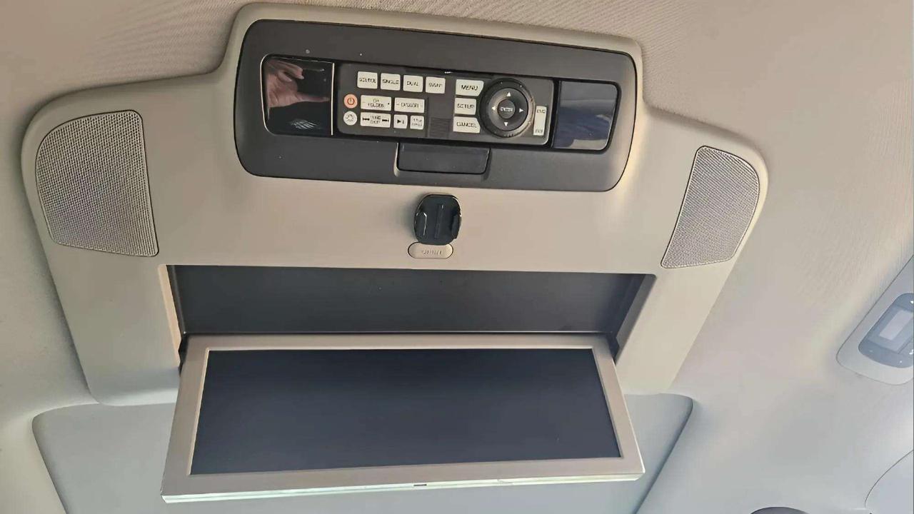 Honda Odyssey 5dr Touring 2011