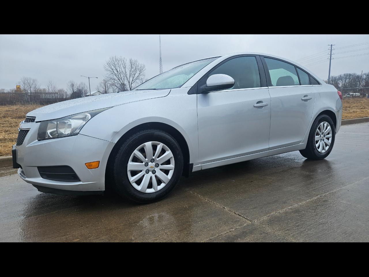 2011 Chevrolet Cruze 1LT Sedan FWD