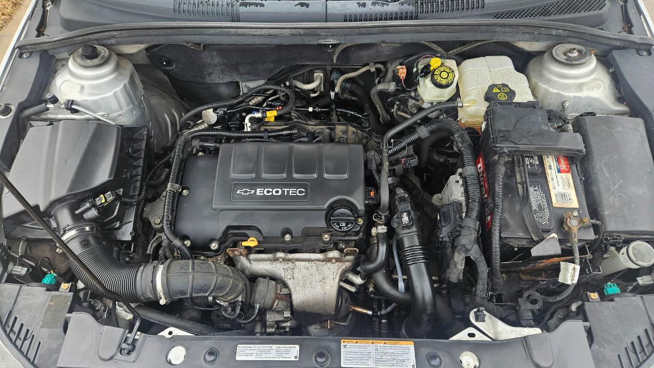 Chevrolet Cruze 4dr Sdn LT w/1LT 2011