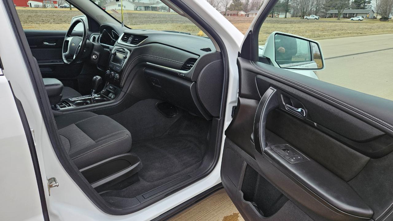 Chevrolet Traverse AWD 4dr LT w/1LT 2017