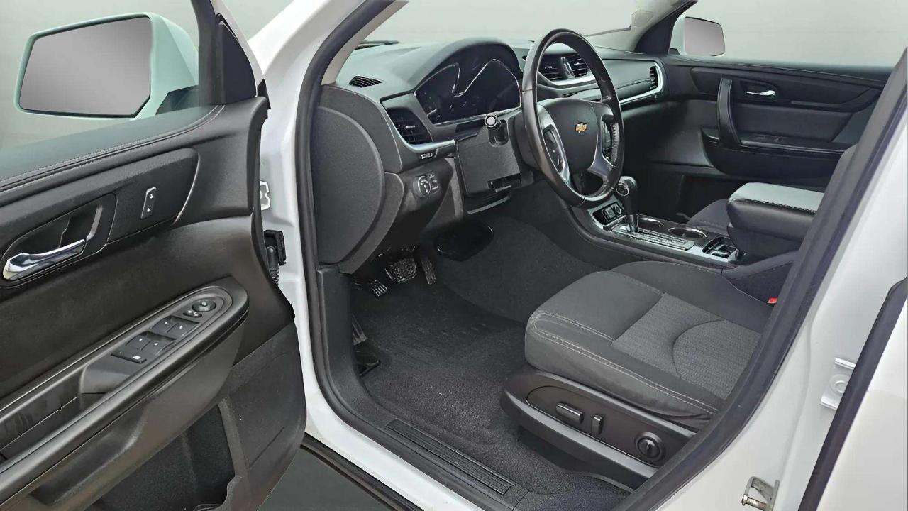 Chevrolet Traverse AWD 4dr LT w/1LT 2017