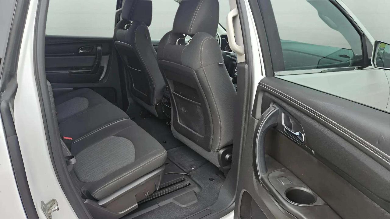 Chevrolet Traverse AWD 4dr LT w/1LT 2017