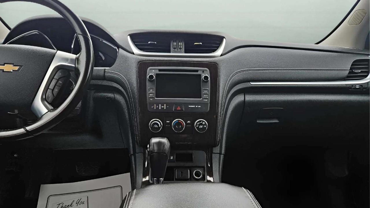 Chevrolet Traverse AWD 4dr LT w/1LT 2017