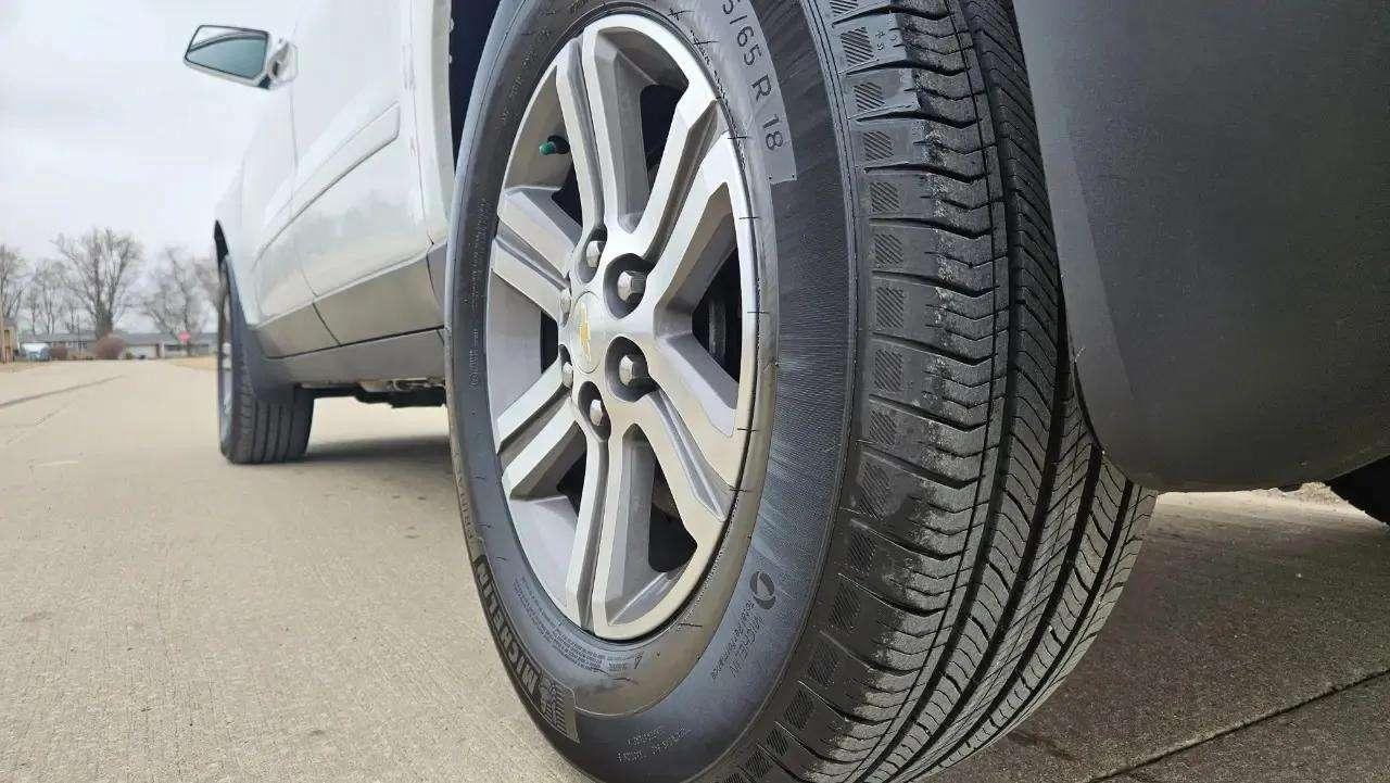 Chevrolet Traverse AWD 4dr LT w/1LT 2017