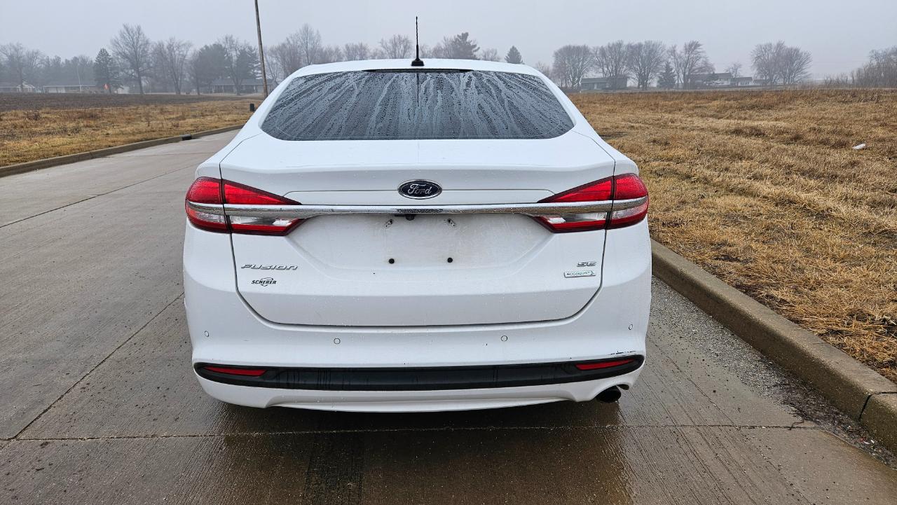 Ford Fusion SE FWD 2017