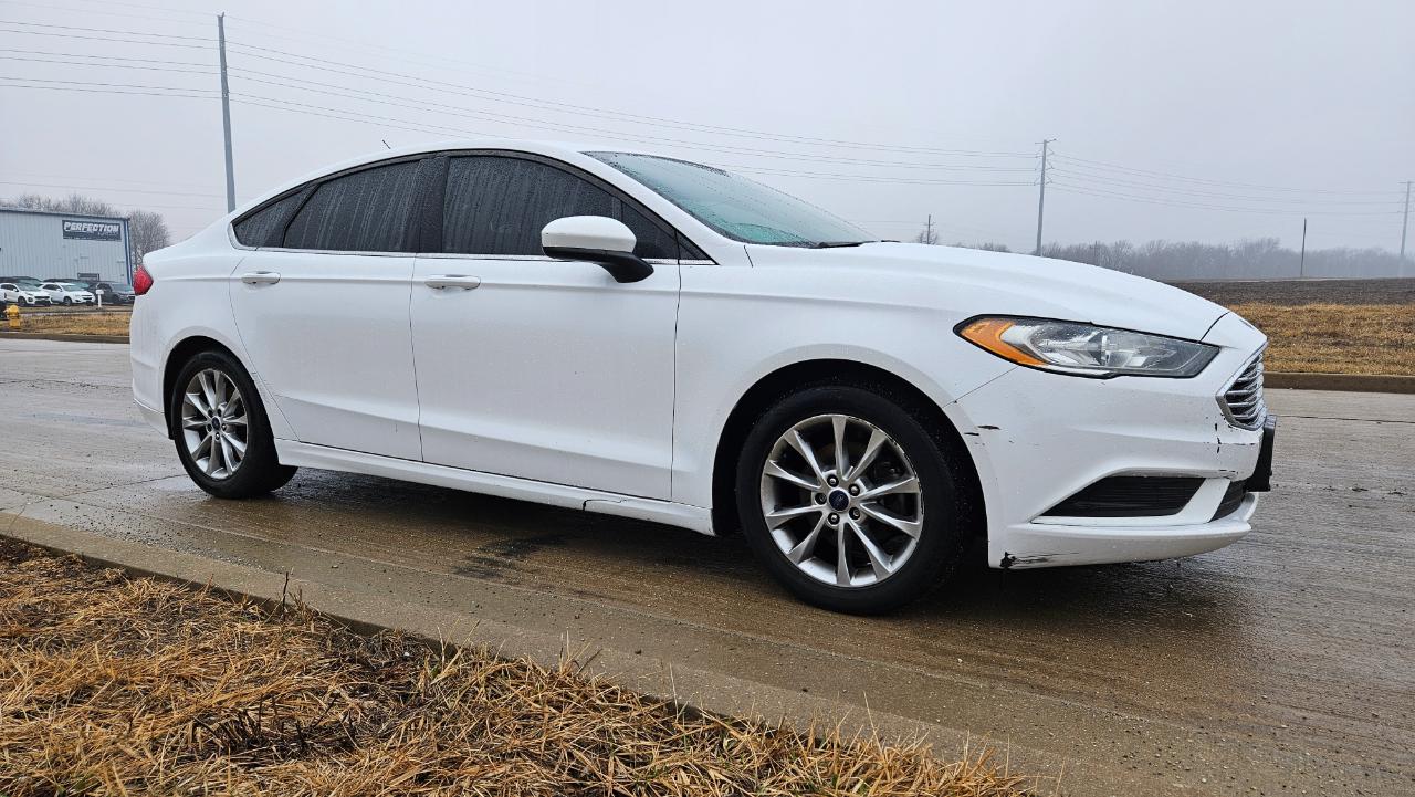 Ford Fusion SE FWD 2017