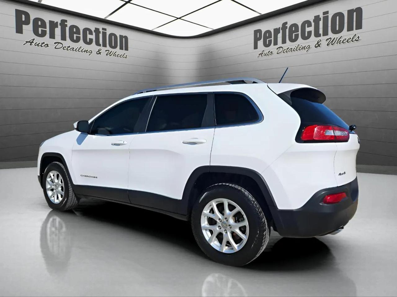 Jeep Cherokee 4WD 4dr Latitude 2014