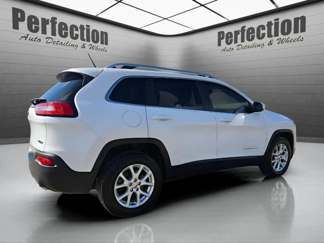 Jeep Cherokee 4WD 4dr Latitude 2014
