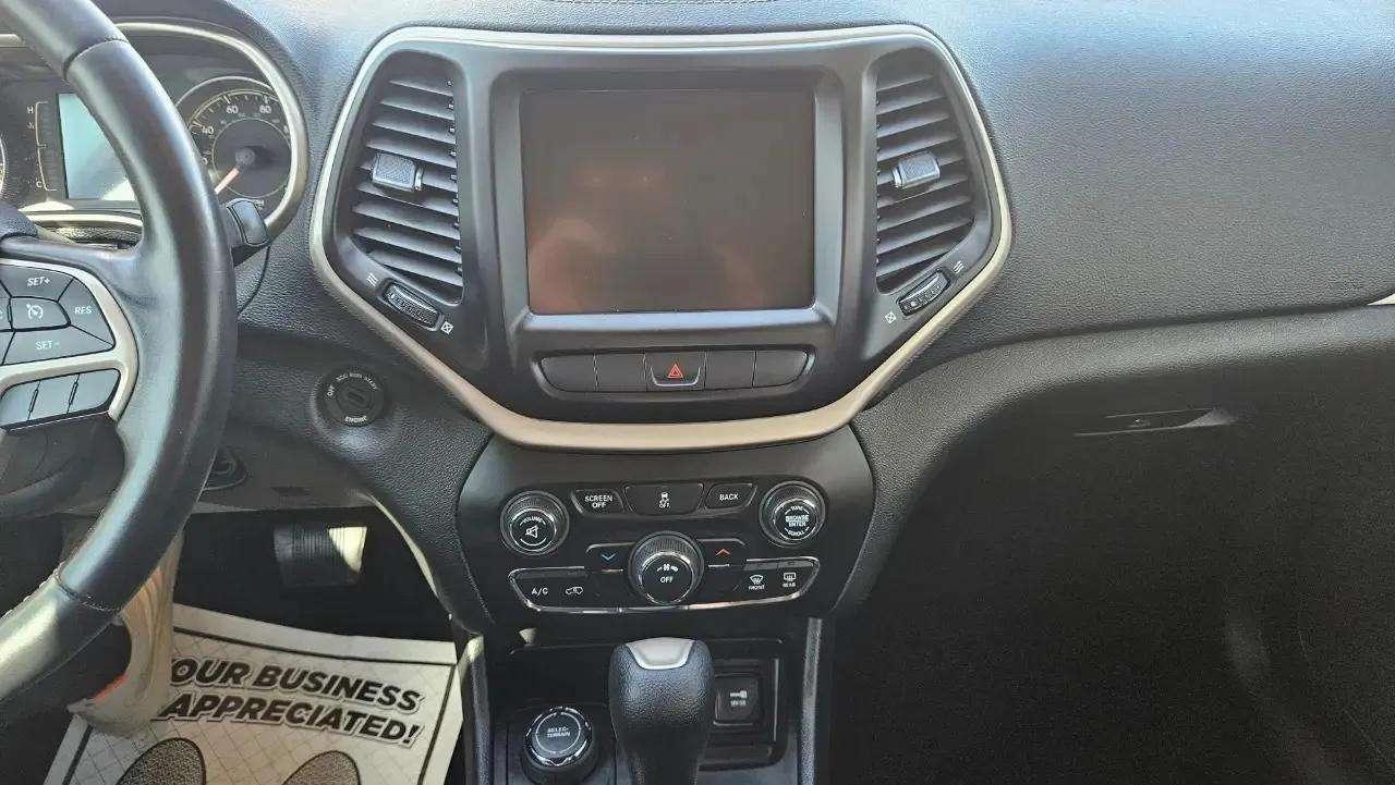 Jeep Cherokee 4WD 4dr Latitude 2014