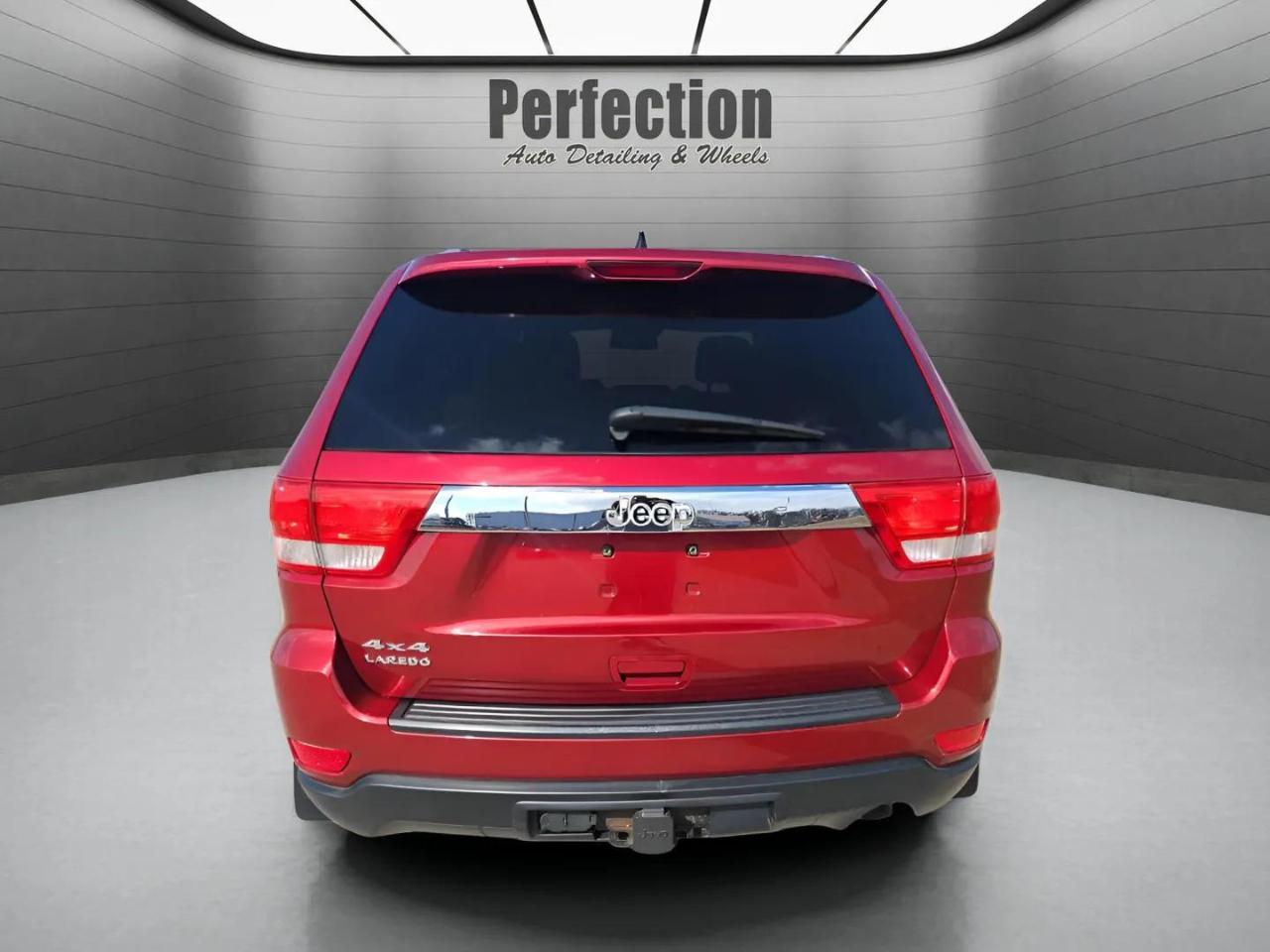 Jeep Grand Cherokee 4WD 4dr Laredo 2012