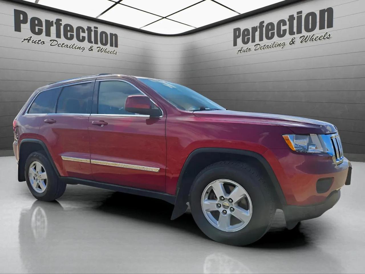 Jeep Grand Cherokee 4WD 4dr Laredo 2012