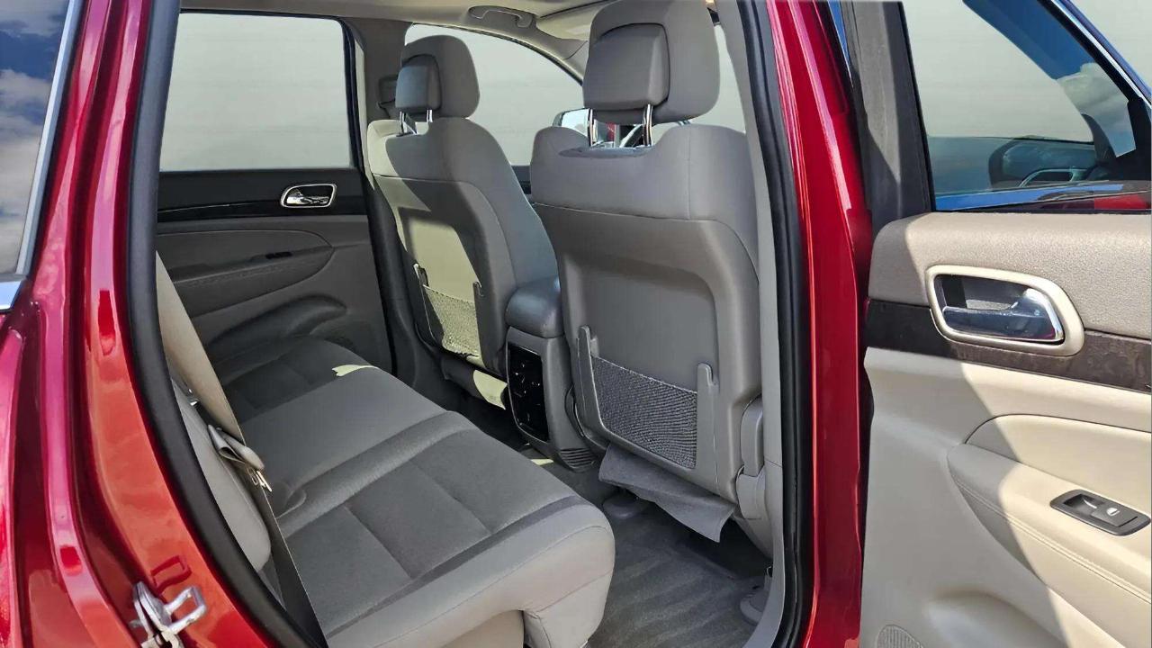 Jeep Grand Cherokee 4WD 4dr Laredo 2012