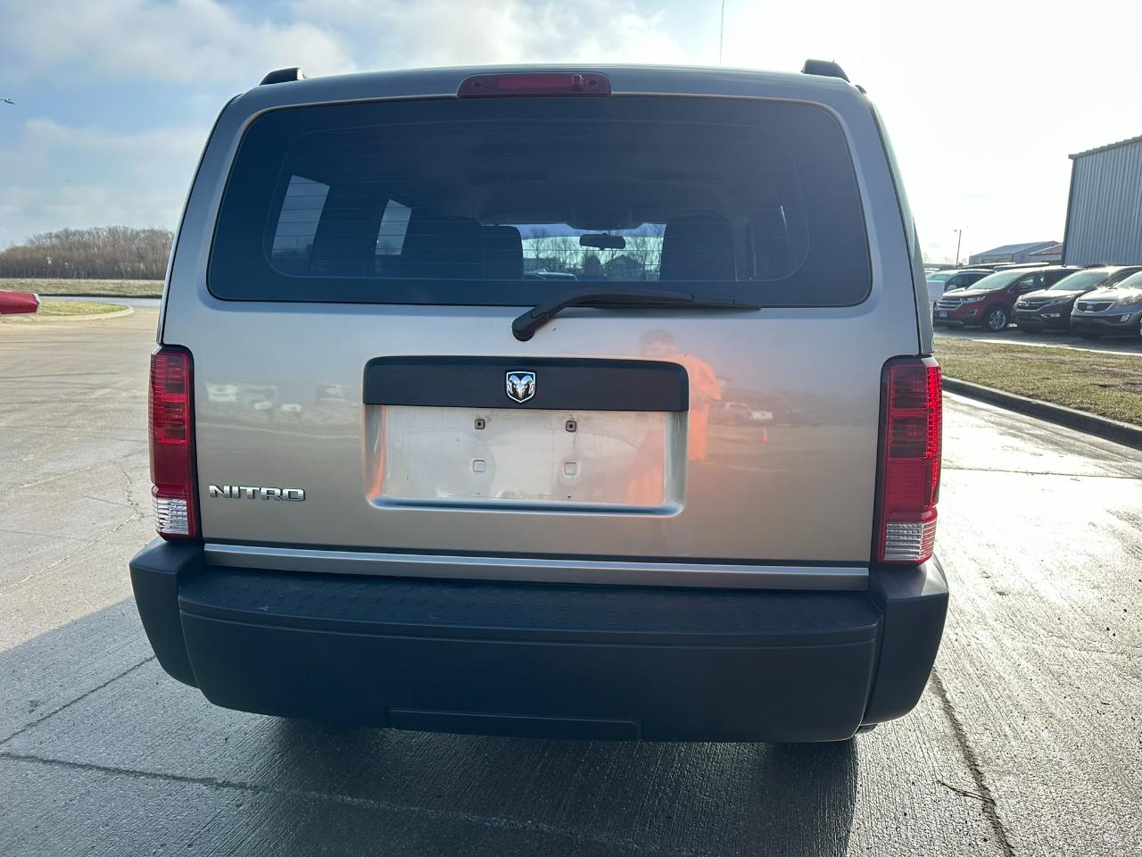 Dodge Nitro 2WD 4dr SXT 2007