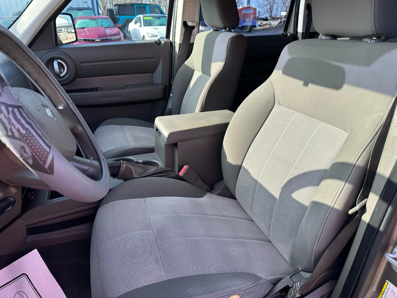 Dodge Nitro 2WD 4dr SXT 2007