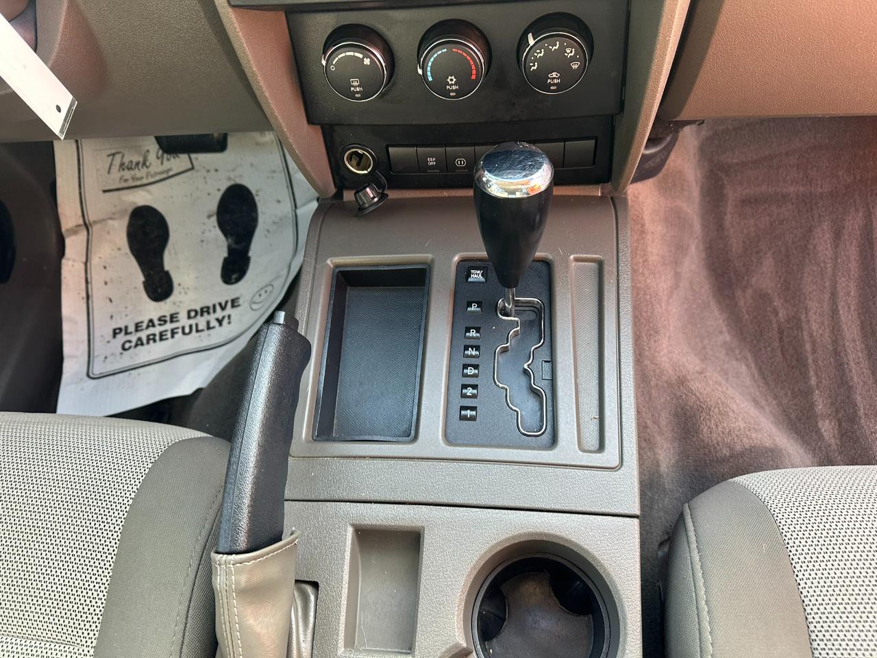 Dodge Nitro 2WD 4dr SXT 2007