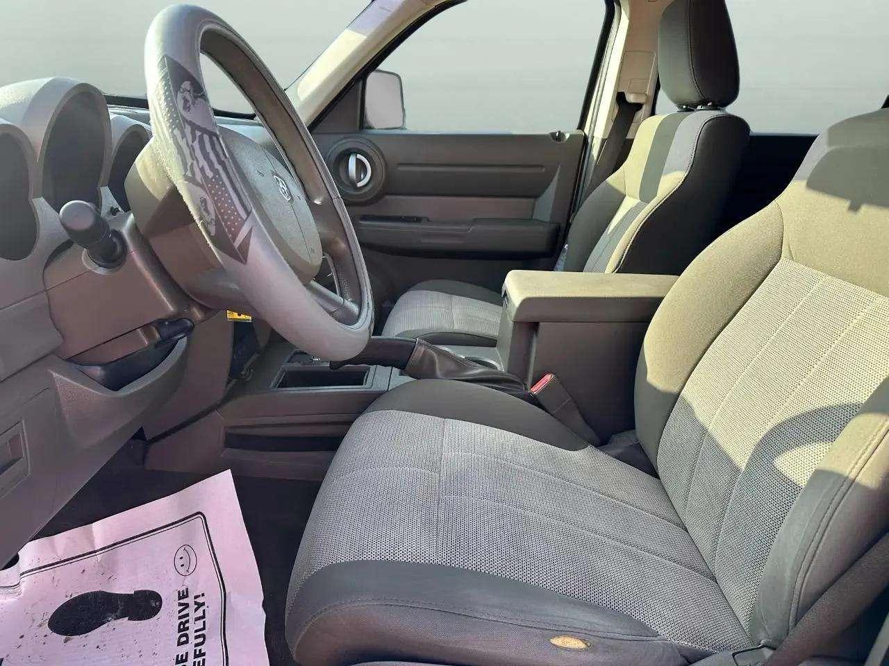 Dodge Nitro 2WD 4dr SXT 2007