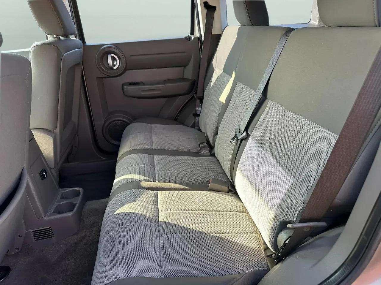 Dodge Nitro 2WD 4dr SXT 2007