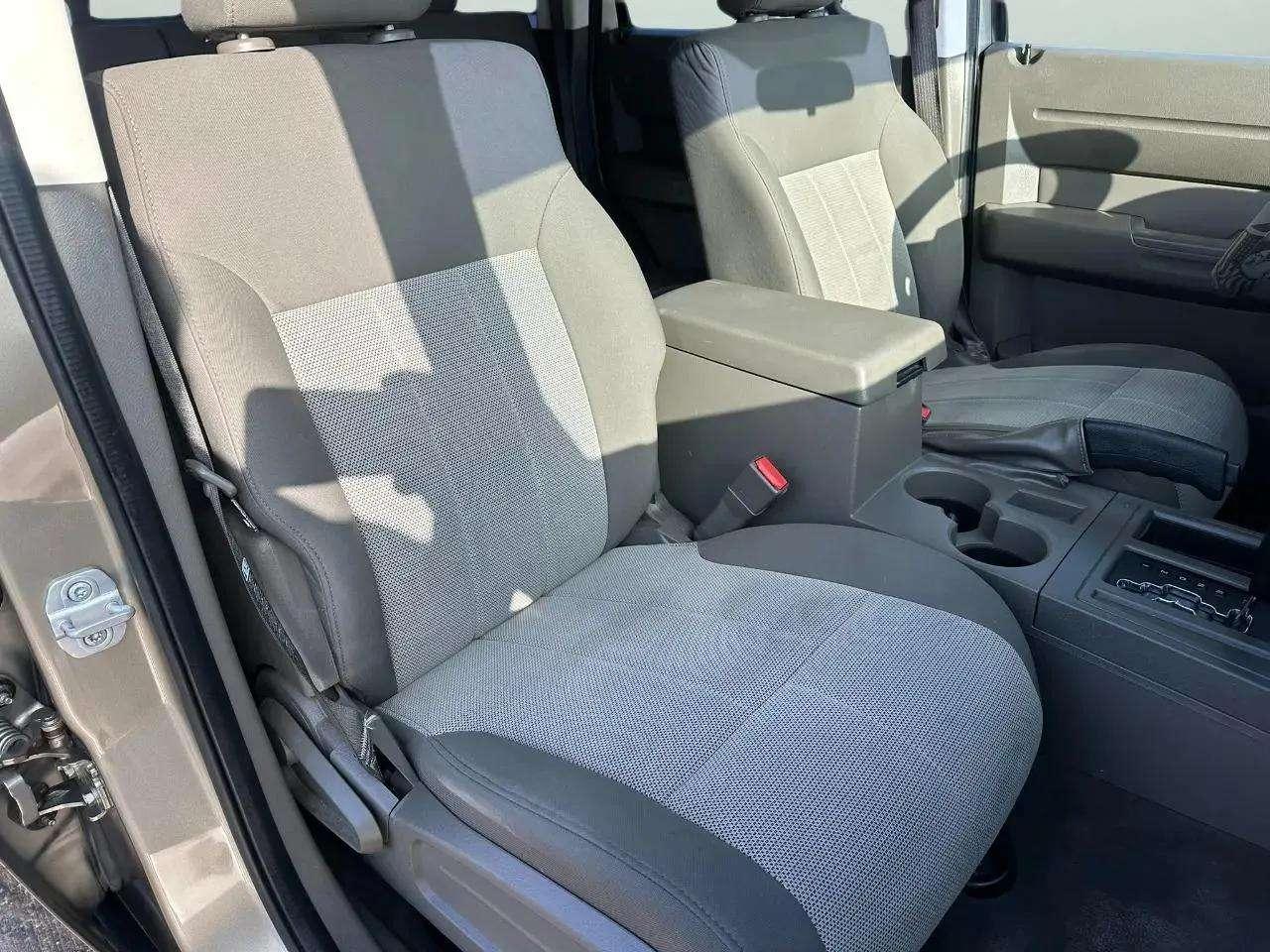 Dodge Nitro 2WD 4dr SXT 2007