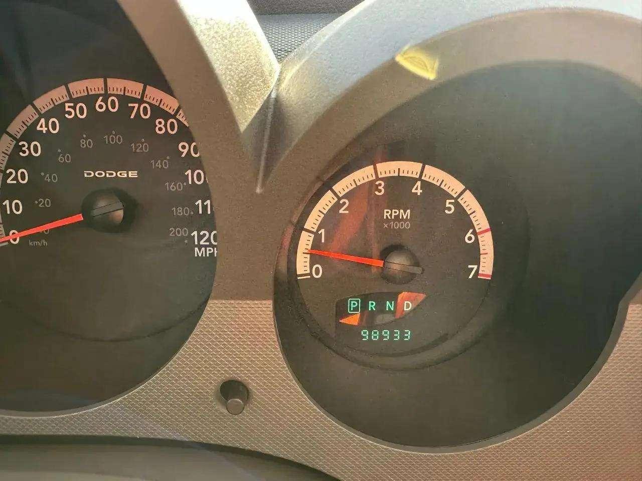 Dodge Nitro 2WD 4dr SXT 2007