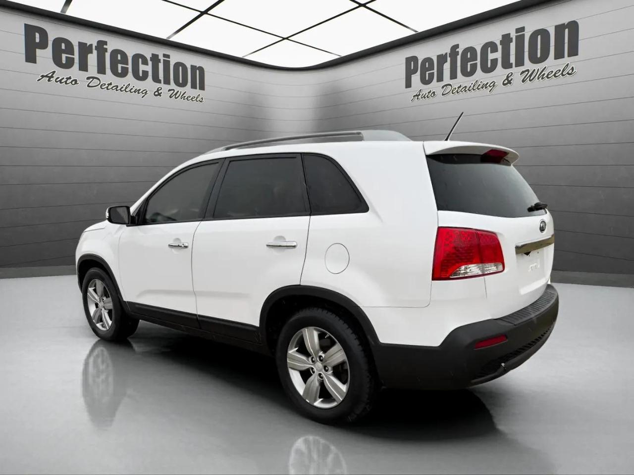 Kia Sorento 2WD 4dr I4 EX 2011