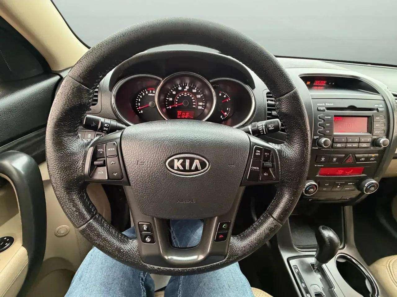 Kia Sorento 2WD 4dr I4 EX 2011