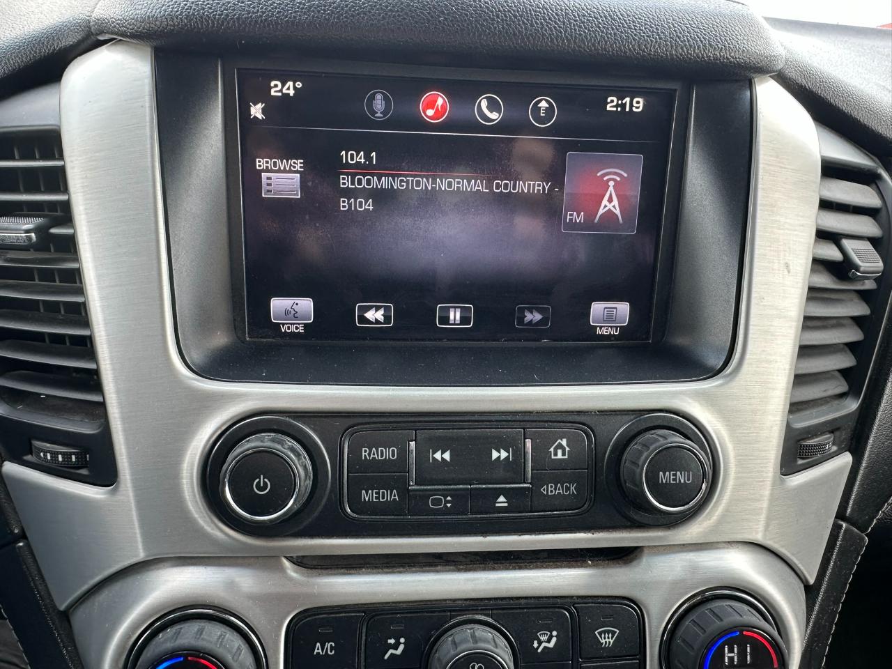 GMC Yukon XL 4WD 4dr SLT 2015