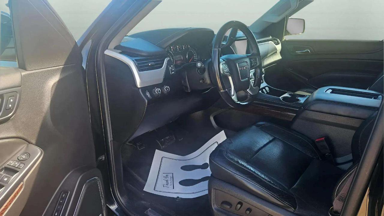 GMC Yukon XL 4WD 4dr SLT 2015