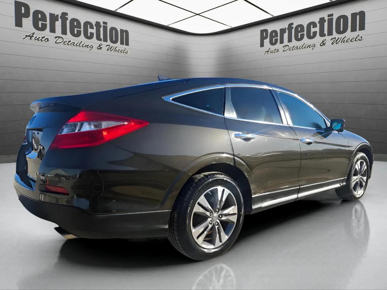 Honda Crosstour 4WD V6 5dr EX-L 2013