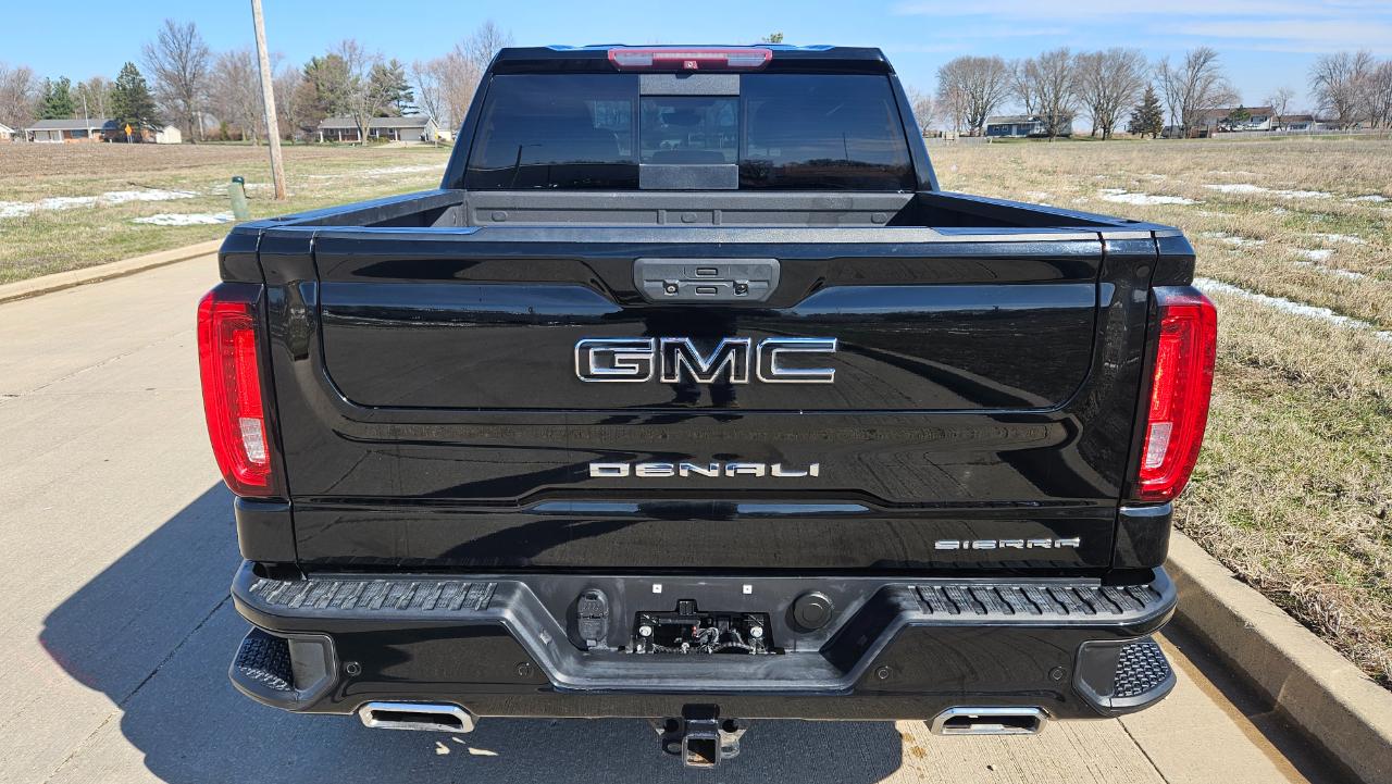 GMC Sierra 1500 4WD Crew Cab 147" Denali 2019